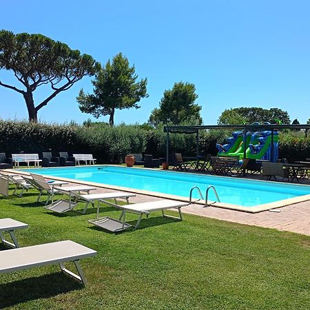 Casale Di Tormaggiore Villa And Country Suites Pomezia Ngoại thất bức ảnh