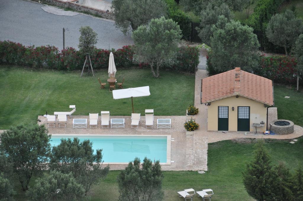 Casale Di Tormaggiore Villa And Country Suites Pomezia Ngoại thất bức ảnh