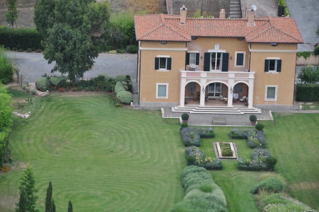 Casale Di Tormaggiore Villa And Country Suites Pomezia Ngoại thất bức ảnh