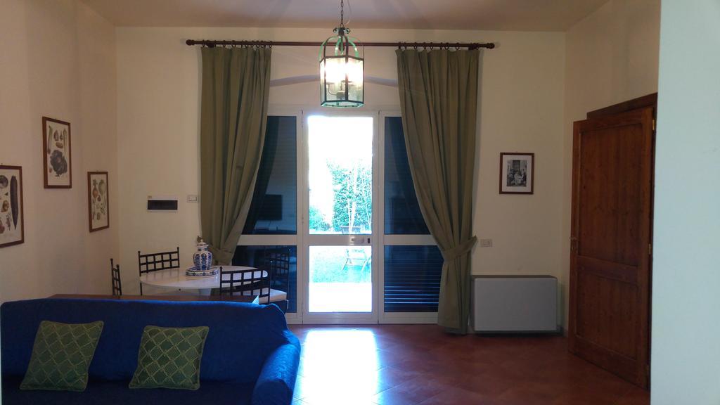 Casale Di Tormaggiore Villa And Country Suites Pomezia Ngoại thất bức ảnh